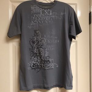Men’s t-shirt size Large
